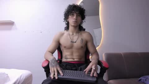 Snapshot of jackestaylor chatting on February 5, 2026, 6:40 am Jackes Taylor online show from February 5, 2026, 6:40 am