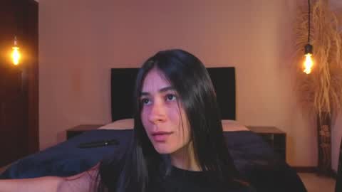 jackiie_ online show from July 10, 2026, 1:25 pm