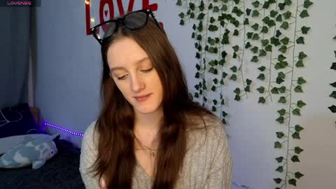 Lisa online show from April 5, 2026, 3:42 pm