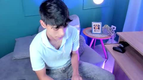 Snapshot of jacob_colliins chatting on July 15, 2026, 7:52 pm jacob_colliins online show from July 15, 2026, 7:52 pm