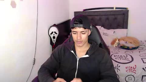 Jacobbakerr online show from April 20, 2026, 3:20 am