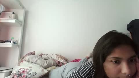 JACOB  ROBIN online show from November 3, 2025, 6:09 pm