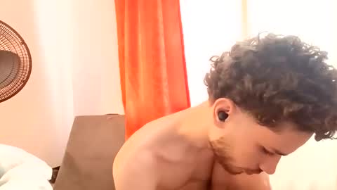 JACOB  ROBIN online show from January 8, 2026, 3:47 pm