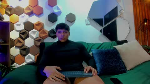 Jacob Stonne online show from March 31, 2026, 11:32 am