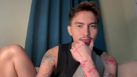 Snapshot of jacobthebezt chatting on June 5, 2026, 3:18 pm Jacob online show from June 5, 2026, 3:18 pm