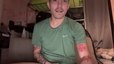 Snapshot of jacobthebezt chatting on July 15, 2026, 5:40 pm Jacob online show from July 15, 2026, 5:40 pm