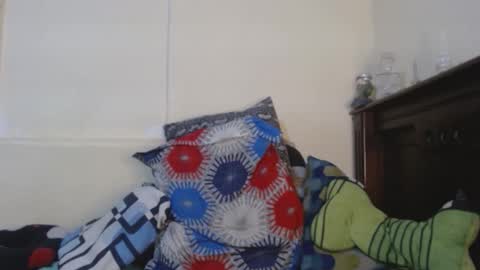 jacobvidal_69 online show from January 8, 2025, 2:25 am