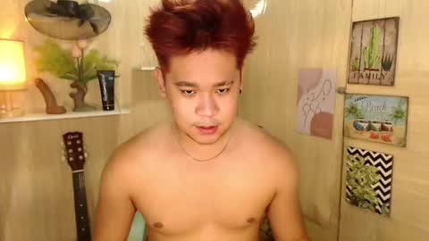 Snapshot of jacobxcarlo_moore chatting on December 2, 2025, 3:07 pm JacobxCarlo online show from December 2, 2025, 3:07 pm