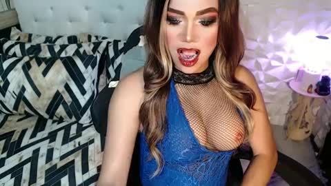 Jacque online show from January 25, 2025, 10:50 pm