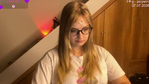 Snapshot of jacywinslat chatting on July 8, 2026, 8:24 pm jacywinslat online show from July 8, 2026, 8:24 pm