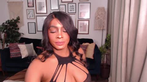 Jade online show from February 1, 2025, 11:48 pm