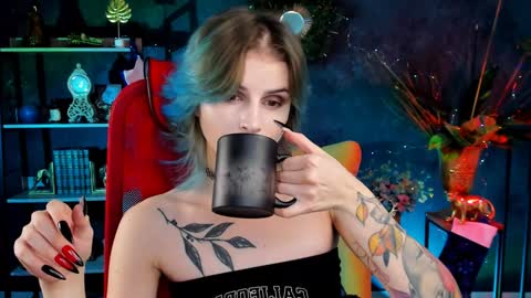 Snapshot of jade_castle chatting on January 10, 2025, 2:23 pm jade_castle online show from January 10, 2025, 2:23 pm