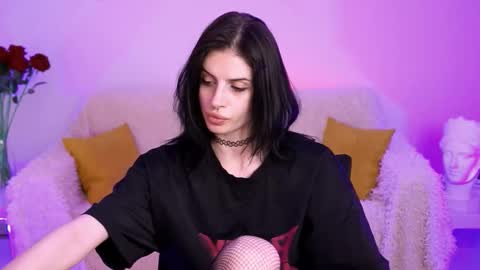 jade_castle online show from March 28, 2026, 4:17 pm