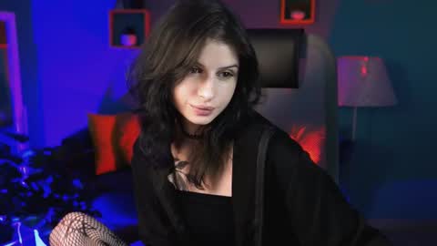 jade_castle online show from July 9, 2026, 5:28 pm