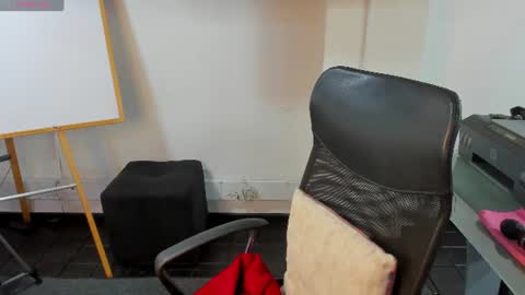 Snapshot of jade_connor chatting on July 18, 2026, 7:28 pm jade_connor online show from July 18, 2026, 7:28 pm