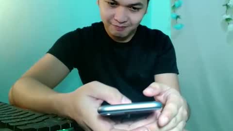 Snapshot of jade_halo chatting on April 13, 2026, 1:00 am jade_halo online show from April 13, 2026, 1:00 am