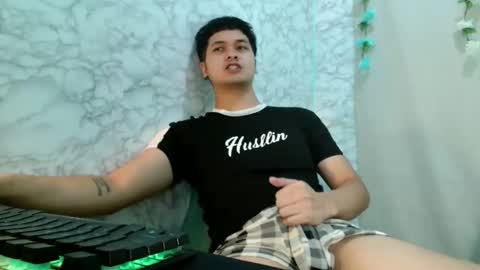 Snapshot of jade_halo chatting on April 19, 2026, 5:23 pm jade_halo online show from April 19, 2026, 5:23 pm