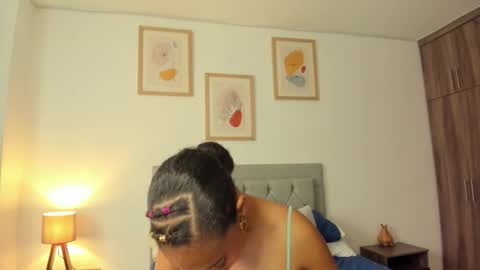 Jade smile online show from October 20, 2025, 3:34 pm