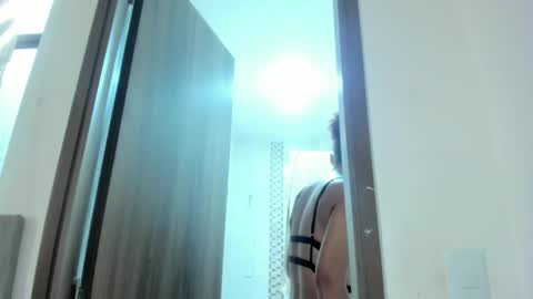 Snapshot of jade_obi chatting on May 11, 2026, 1:39 pm Jade smile online show from May 11, 2026, 1:39 pm