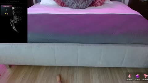 JADE online show from January 15, 2025, 8:26 pm