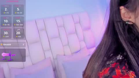 Jade Red  online show from May 31, 2026, 10:22 pm