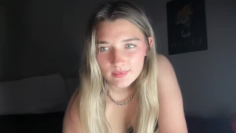 Snapshot of jadejamessecret chatting on July 15, 2026, 3:12 am Jade james online show from July 15, 2026, 3:12 am