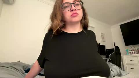 Snapshot of jademonroe0522 chatting on October 22, 2025, 9:53 am jademonroe0522 online show from October 22, 2025, 9:53 am