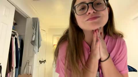 Snapshot of jademonroe0522 chatting on October 24, 2025, 10:22 am jademonroe0522 online show from October 24, 2025, 10:22 am