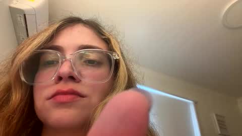 Snapshot of jademonroe0522 chatting on March 10, 2026, 8:47 pm jademonroe0522 online show from March 10, 2026, 8:47 pm