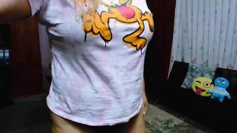 JADEMOOMS online show from February 6, 2026, 4:17 am