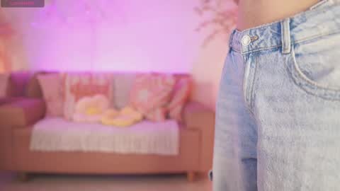 Jade Summer online show from November 14, 2025, 11:31 am