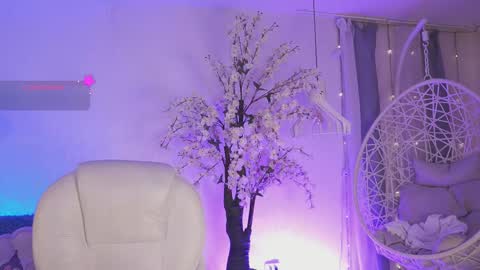 Jade Summer online show from February 4, 2026, 11:38 am