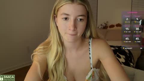 jadewilkinson online show from September 19, 2025, 12:02 am