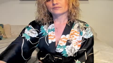 elena online show from January 14, 2025, 2:29 am