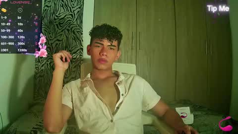 javi15  online show from December 5, 2024, 3:37 am