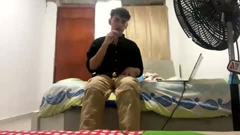 javi15  online show from January 1, 2025, 3:23 am