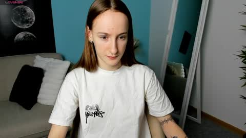 Jeidi online show from April 15, 2026, 1:51 pm