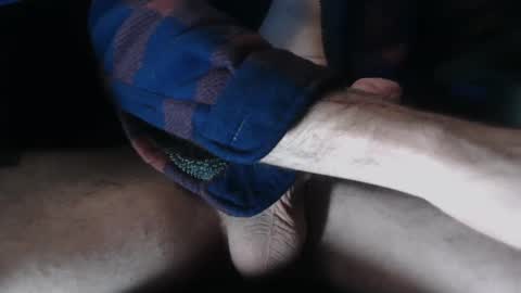 PrettyBoyJ online show from December 3, 2024, 4:58 am