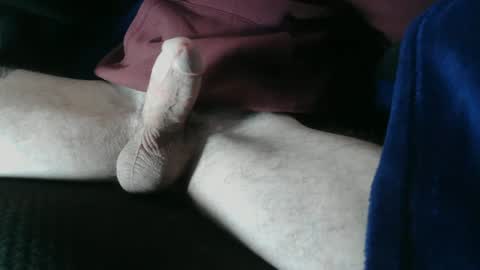 PrettyBoyJ online show from December 10, 2024, 4:13 am