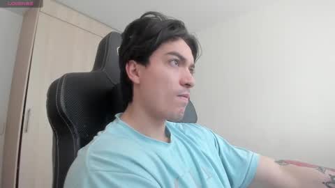 Snapshot of jake_murphy chatting on February 24, 2025, 2:26 pm jake_murphy online show from February 24, 2025, 2:26 pm