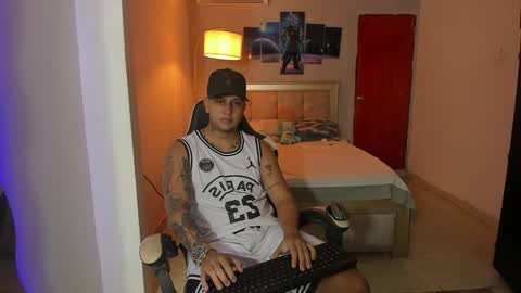 Snapshot of jake_pons chatting on December 13, 2024, 3:16 am Jake Pons online show from December 13, 2024, 3:16 am