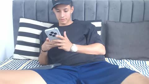 Hi guys im new 3 online show from February 21, 2026, 6:09 pm