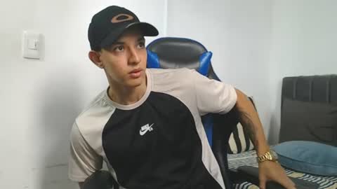 Snapshot of jake_shadow14 chatting on July 10, 2026, 5:48 pm Hi guys im new 3 online show from July 10, 2026, 5:48 pm
