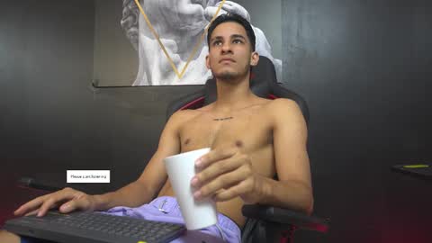 JakeMoxley online show from November 25, 2025, 12:16 pm