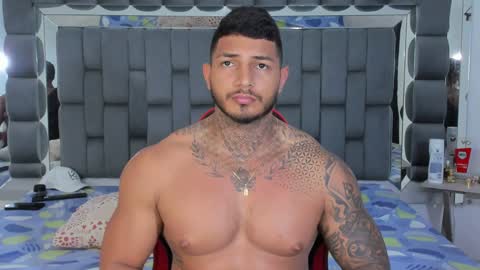 Snapshot of jaketayler10 chatting on January 3, 2025, 2:21 am my name is sebas If you come here dont hesitate to say hello Im a guy who really likes having conversations and having hot online show from January 3, 2025, 2:21 am