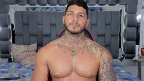 Snapshot of jaketayler10 chatting on January 20, 2025, 3:59 am my name is sebas If you come here dont hesitate to say hello Im a guy who really likes having conversations and having hot online show from January 20, 2025, 3:59 am