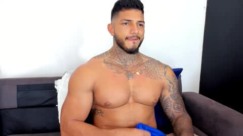 Snapshot of jaketayler10 chatting on October 3, 2025, 4:26 pm my name is sebas If you come here dont hesitate to say hello Im a guy who really likes having conversations and having hot online show from October 3, 2025, 4:26 pm