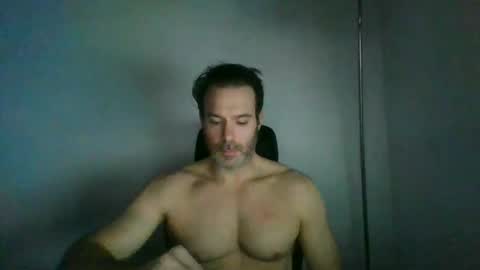Snapshot of jam3s5959 chatting on January 25, 2025, 10:28 pm jam3s5959 online show from January 25, 2025, 10:28 pm