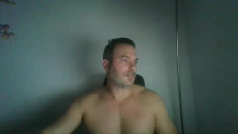 Snapshot of jam3s5959 chatting on April 28, 2026, 10:15 pm jam3s5959 online show from April 28, 2026, 10:15 pm