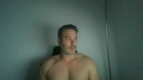 Snapshot of jam3s5959 chatting on May 7, 2026, 10:09 am jam3s5959 online show from May 7, 2026, 10:09 am